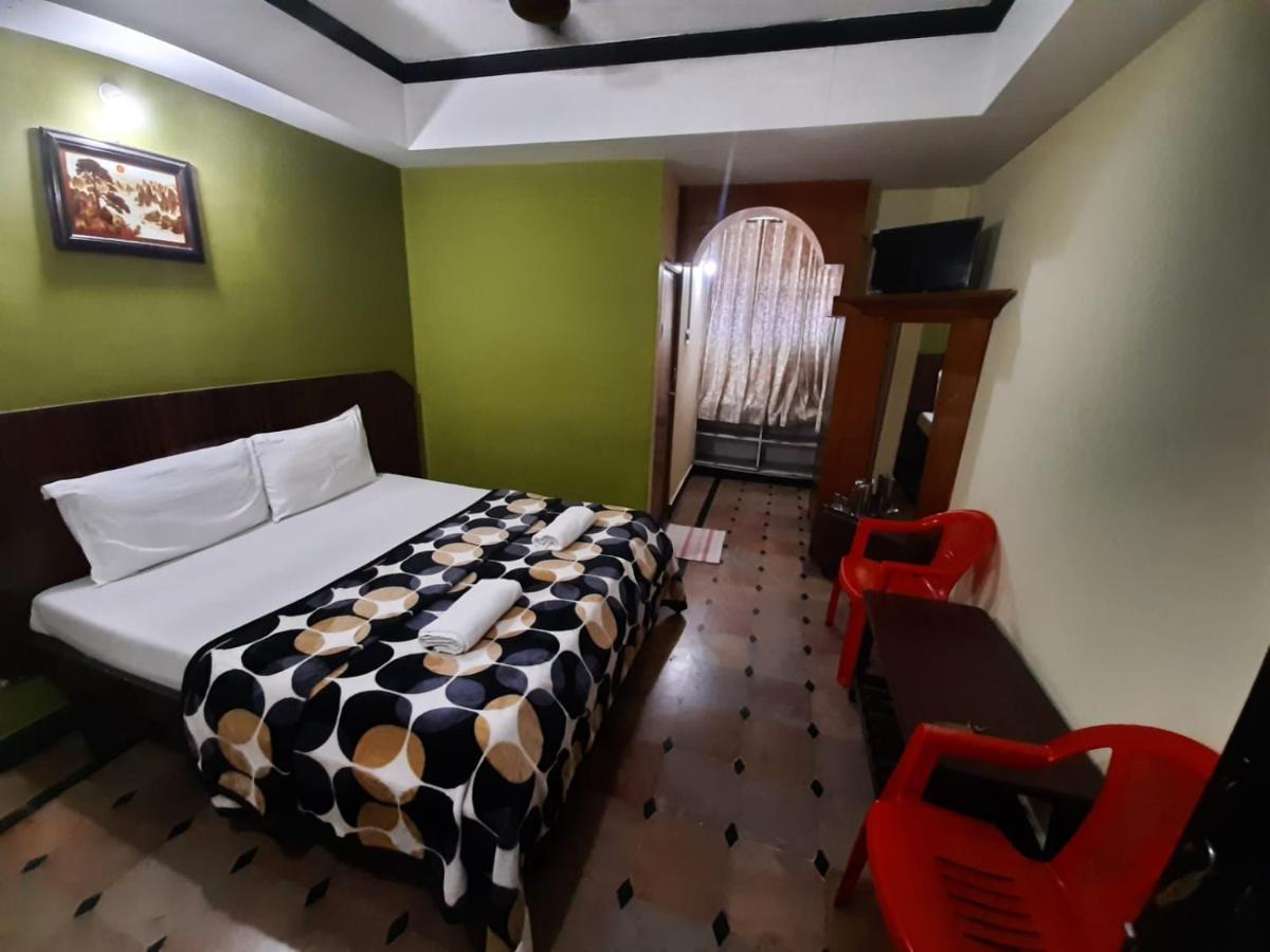 Hotel Caveri Comfort Inn Madikeri Dış mekan fotoğraf